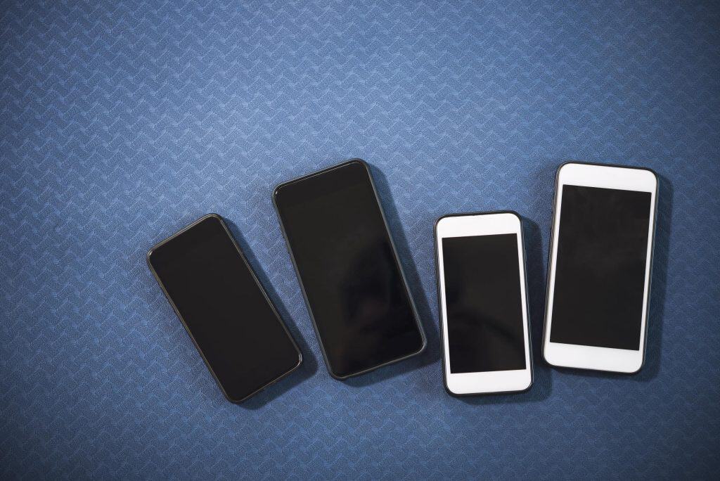 How to Spot Fake or Misrepresented Phones (And How a Good Distributor Protects You)